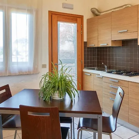 Apartment Sole 4